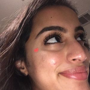 Meet your Posher, Nila